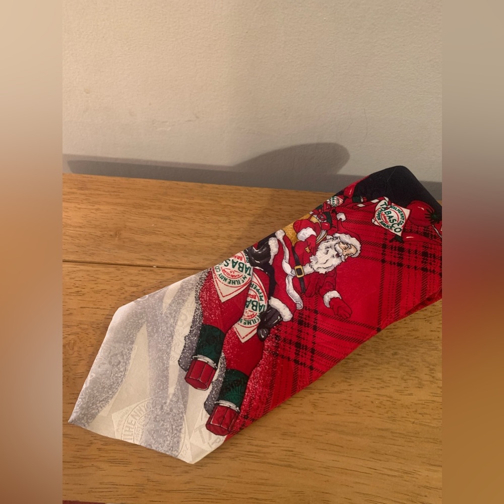 TABASCO SAUCE SANTA CLAUS MENS CHRISTMAS SILK TIE